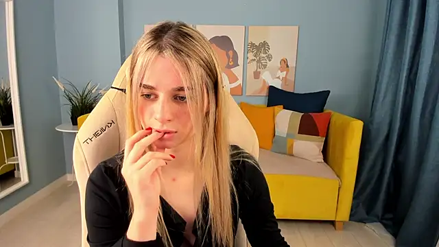 SweetyLicky online show from 10-21-25, 04:51