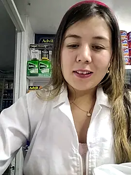 Sophie del Castillo online show from 11-20-25, 01:28