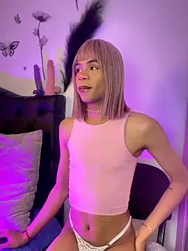 Snapshot of Katy_bratz_ chatting on 12-23-25, 03:59 Katy bratz online show from 12-23-25, 03:59