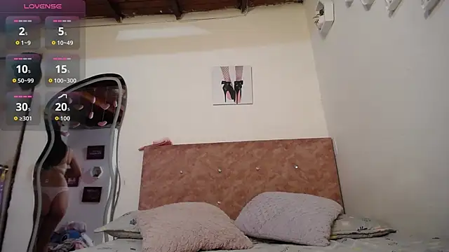 Snapshot of solpeich chatting on 11-21-25, 03:54 solpeich online show from 11-21-25, 03:54