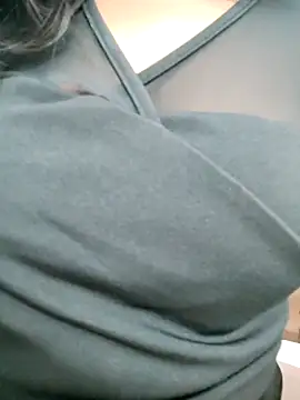 Kayna Rawat online show from 09-24-25, 12:19