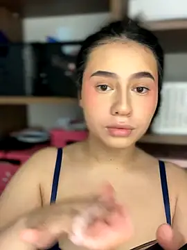 Snapshot of Sophi_dee1 chatting on 11-06-25, 11:59 Sophi dee1 online show from 11-06-25, 11:59