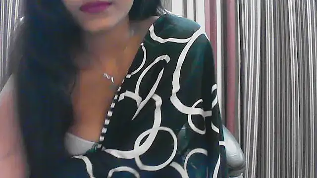 Snapshot of horny__couple_ chatting on 12-01-25, 06:35 horny couple online show from 12-01-25, 06:35