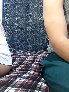 Snapshot of hot-twin chatting on 11-06-25, 12:39 hot-twin online show from 11-06-25, 12:39