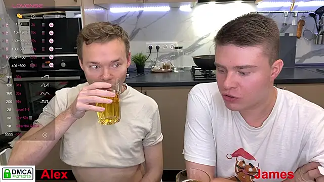 Snapshot of holy_eggs_02 chatting on 10-23-25, 05:55 holy eggs 02 online show from 10-23-25, 05:55