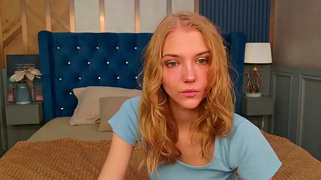 4example Chloe online show from 04-08-26, 05:40