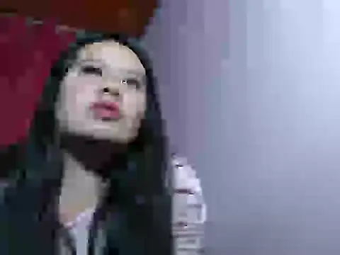 nina kisslove online show from 10-20-25, 04:51