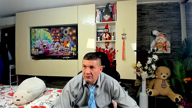 SpartacusDaddy48 online show from 04-02-26, 03:15