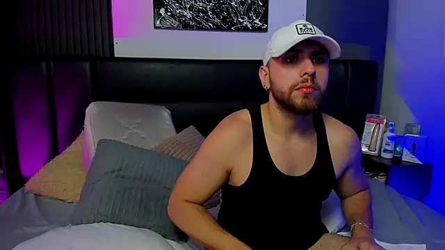 Snapshot of Maximo_Wolff chatting on 09-11-25, 09:48 Maximo Wolff online show from 09-11-25, 09:48