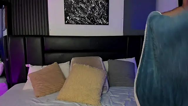 Snapshot of Maximo_Wolff chatting on 09-16-25, 08:10 Maximo Wolff online show from 09-16-25, 08:10