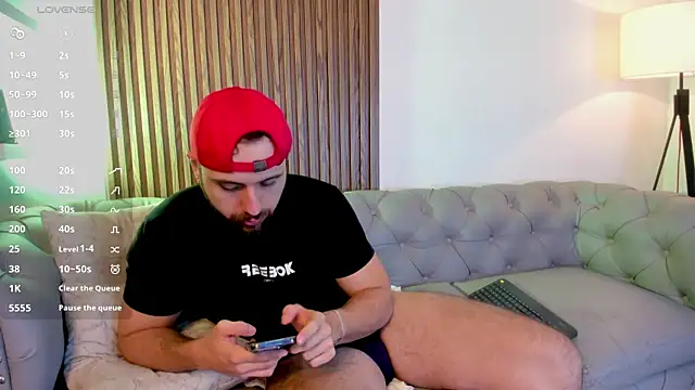 Snapshot of Maximo_Wolff chatting on 06-23-26, 11:30 Maximo Wolff online show from 06-23-26, 11:30