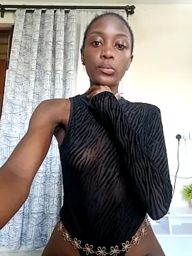 Miss-Hennessy online show from 04-09-26, 02:00