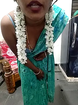 Snapshot of Swapna_kannada chatting on 09-26-25, 04:44 Swapna kannada online show from 09-26-25, 04:44