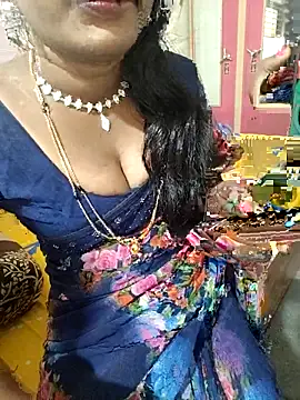 Snapshot of Swapna_kannada chatting on 10-08-25, 01:14 Swapna kannada online show from 10-08-25, 01:14
