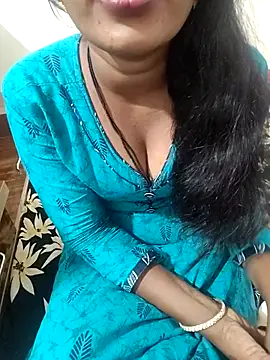 Snapshot of Swapna_kannada chatting on 10-10-25, 10:25 Swapna kannada online show from 10-10-25, 10:25