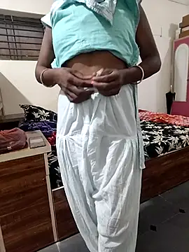 Snapshot of Swapna_kannada chatting on 10-16-25, 12:39 Swapna kannada online show from 10-16-25, 12:39