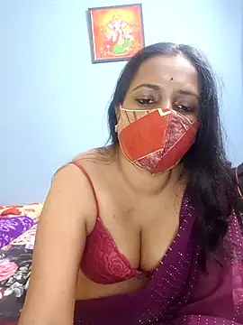 Snapshot of ammu1990 chatting on 09-17-25, 06:04 ammu1990 online show from 09-17-25, 06:04