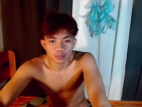 Snapshot of mostwantedtwink chatting on 10-25-25, 04:02 mostwantedtwink online show from 10-25-25, 04:02