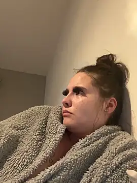 LollyLove  online show from 04-15-26, 08:09