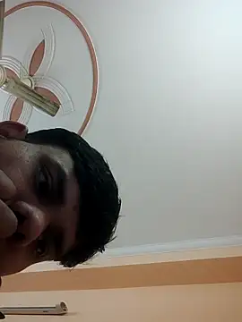 yr Alex online show from 12-18-25, 07:47