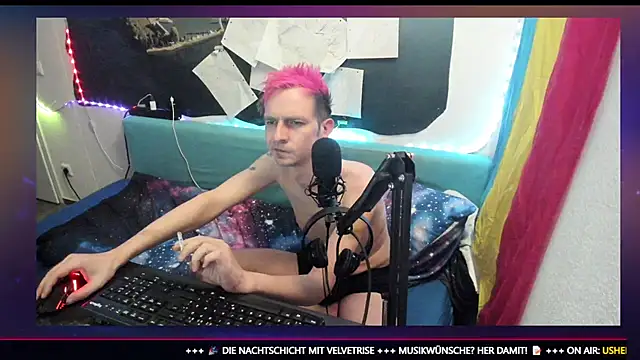 Snapshot of DaveLindau chatting on 01-13-26, 09:42 DaveLindau online show from 01-13-26, 09:42