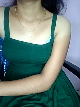 Snapshot of Nidhi_lovely chatting on 09-15-25, 01:49 Nidhi lovely online show from 09-15-25, 01:49