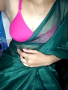 Snapshot of Nidhi_lovely chatting on 10-12-25, 05:01 Nidhi lovely online show from 10-12-25, 05:01