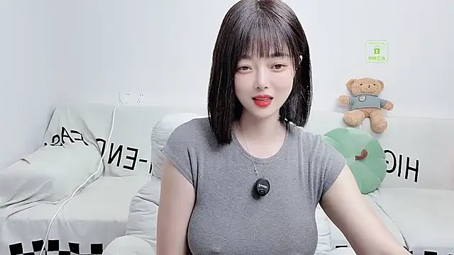 uikyy1 online show from 09-10-25, 01:44