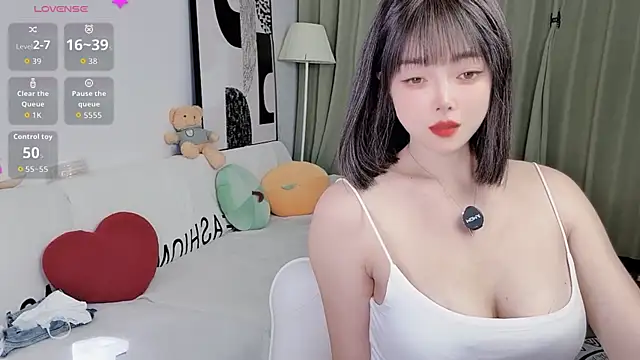 Snapshot of uikyy1 chatting on 01-17-26, 08:41 uikyy1 online show from 01-17-26, 08:41