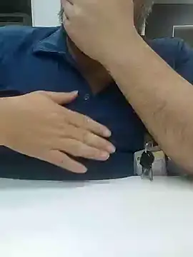 Snapshot of Nylton1982 chatting on 12-15-25, 08:57 Nylton1982 online show from 12-15-25, 08:57