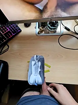 Snapshot of flirt_23 chatting on 11-24-25, 09:53 flirt 23 online show from 11-24-25, 09:53