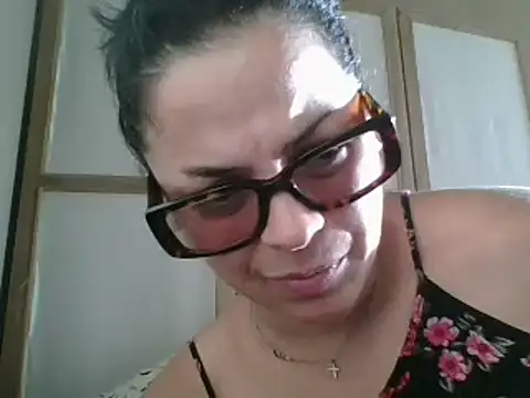 Snapshot of ITALIANASISIXX chatting on 09-14-25, 04:06 ITALIANASISIXX online show from 09-14-25, 04:06