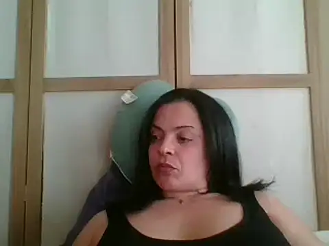 Snapshot of ITALIANASISIXX chatting on 02-22-26, 02:48 ITALIANASISIXX online show from 02-22-26, 02:48