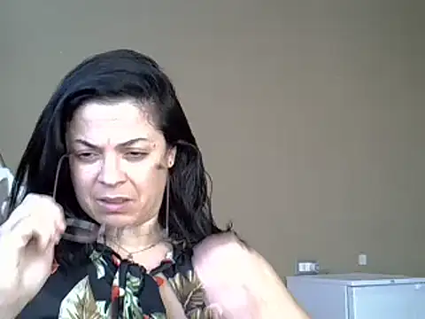 Snapshot of ITALIANASISIXX chatting on 03-16-26, 08:18 ITALIANASISIXX online show from 03-16-26, 08:18