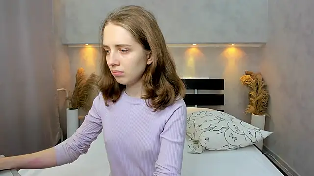 Camilla Kelly online show from 10-03-25, 12:07