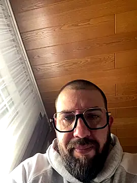 Snapshot of andrey1887 chatting on 09-16-25, 01:23 andrey1887 online show from 09-16-25, 01:23