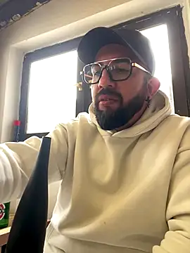 Snapshot of andrey1887 chatting on 09-24-25, 12:41 andrey1887 online show from 09-24-25, 12:41