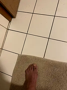 Snapshot of andrey1887 chatting on 10-05-25, 01:37 andrey1887 online show from 10-05-25, 01:37