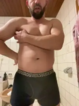 Snapshot of andrey1887 chatting on 02-27-26, 12:10 andrey1887 online show from 02-27-26, 12:10