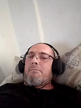 Snapshot of pakillobcn chatting on 11-25-25, 01:00 pakillobcn online show from 11-25-25, 01:00