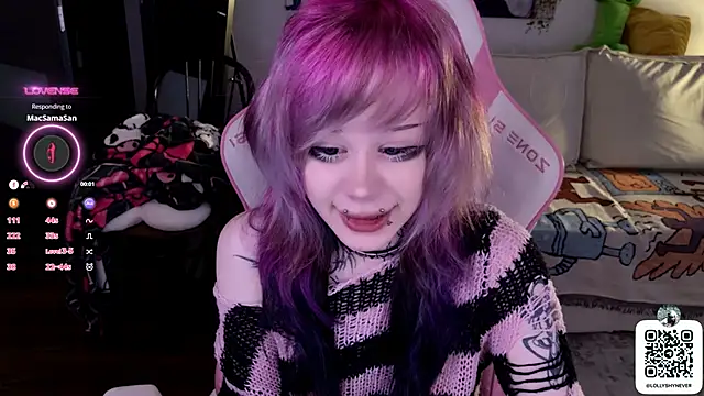 Lollyshy online show from 09-28-25, 10:42