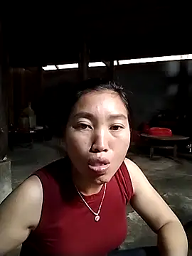 Snapshot of PhienPhien chatting on 10-09-25, 02:31 PhienPhien online show from 10-09-25, 02:31