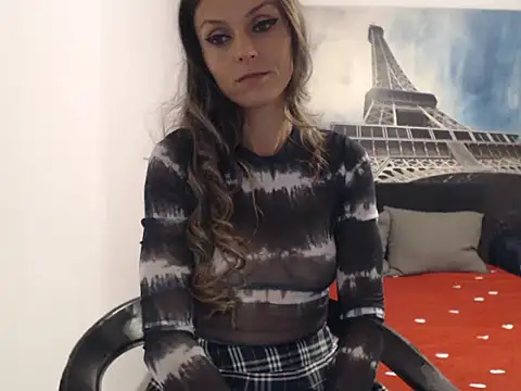 Snapshot of RheaEtthan chatting on 09-26-25, 09:41 RheaEtthan online show from 09-26-25, 09:41