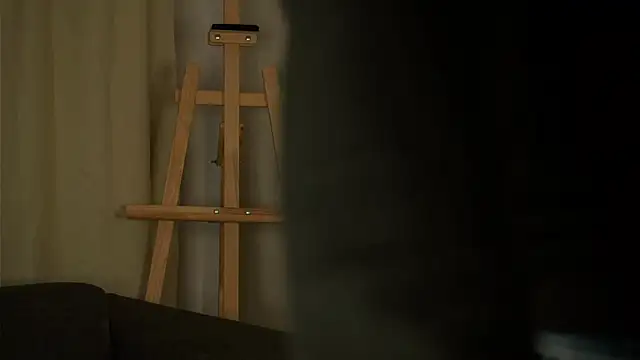 EthalFlowers online show from 10-22-25, 01:06