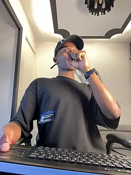 Snapshot of Brycce_santos chatting on 10-09-25, 01:31 Brycce santos online show from 10-09-25, 01:31