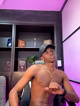 Snapshot of Brycce_santos chatting on 10-27-25, 02:21 Brycce santos online show from 10-27-25, 02:21