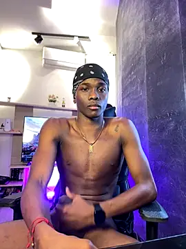 Snapshot of Brycce_santos chatting on 12-03-25, 05:11 Brycce santos online show from 12-03-25, 05:11