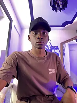 Snapshot of Brycce_santos chatting on 04-10-26, 02:33 Brycce santos online show from 04-10-26, 02:33