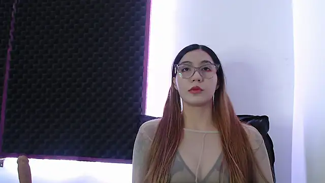 karlamoon23 online show from 10-16-25, 11:28