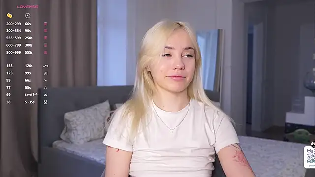 LilianBenskin online show from 11-15-25, 05:38